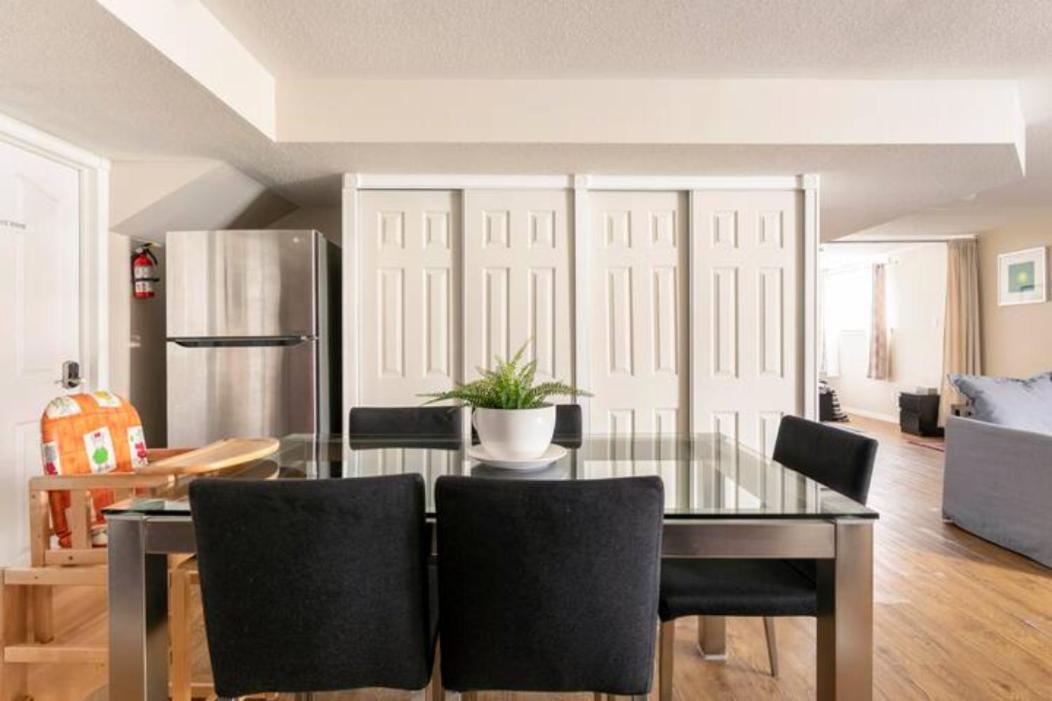 Self Check-In Spacious Apartment With Full Kitchen Ottawa Exteriör bild