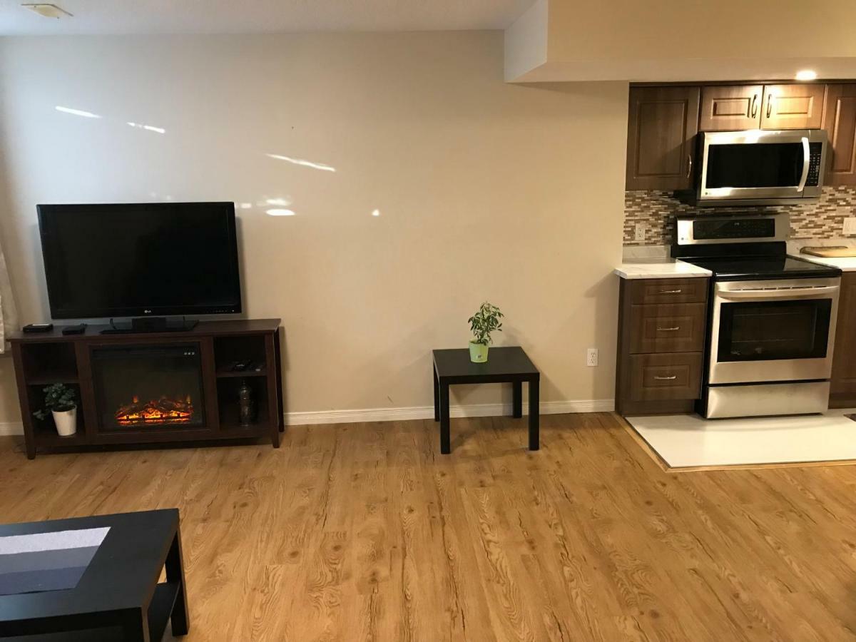 Self Check-In Spacious Apartment With Full Kitchen Ottawa Exteriör bild