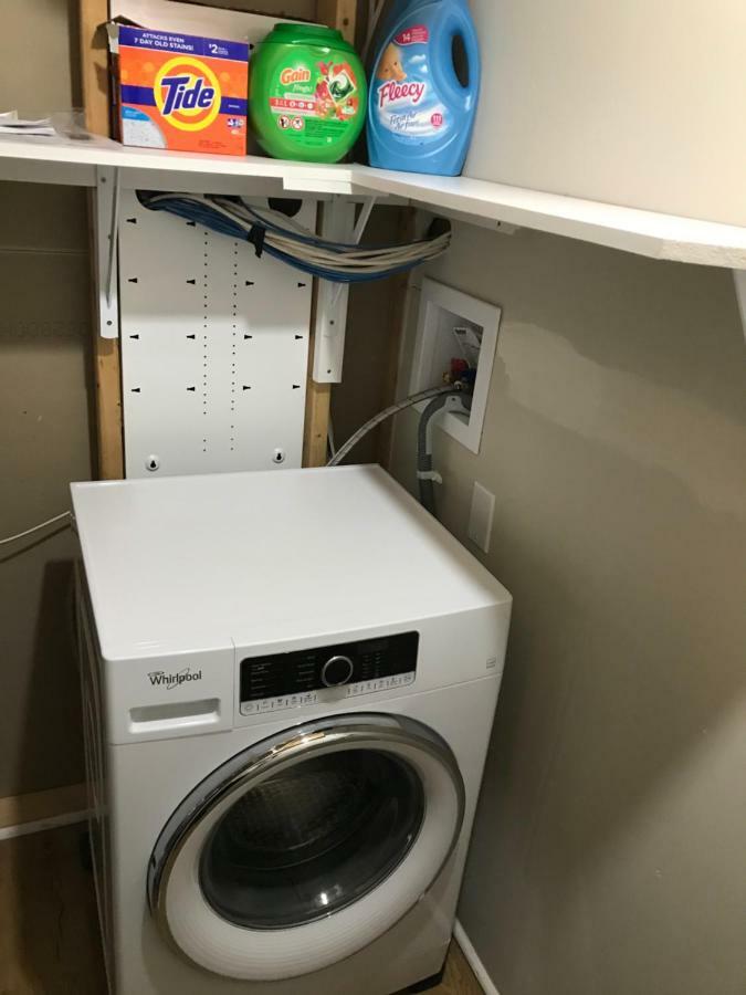 Self Check-In Spacious Apartment With Full Kitchen Ottawa Exteriör bild