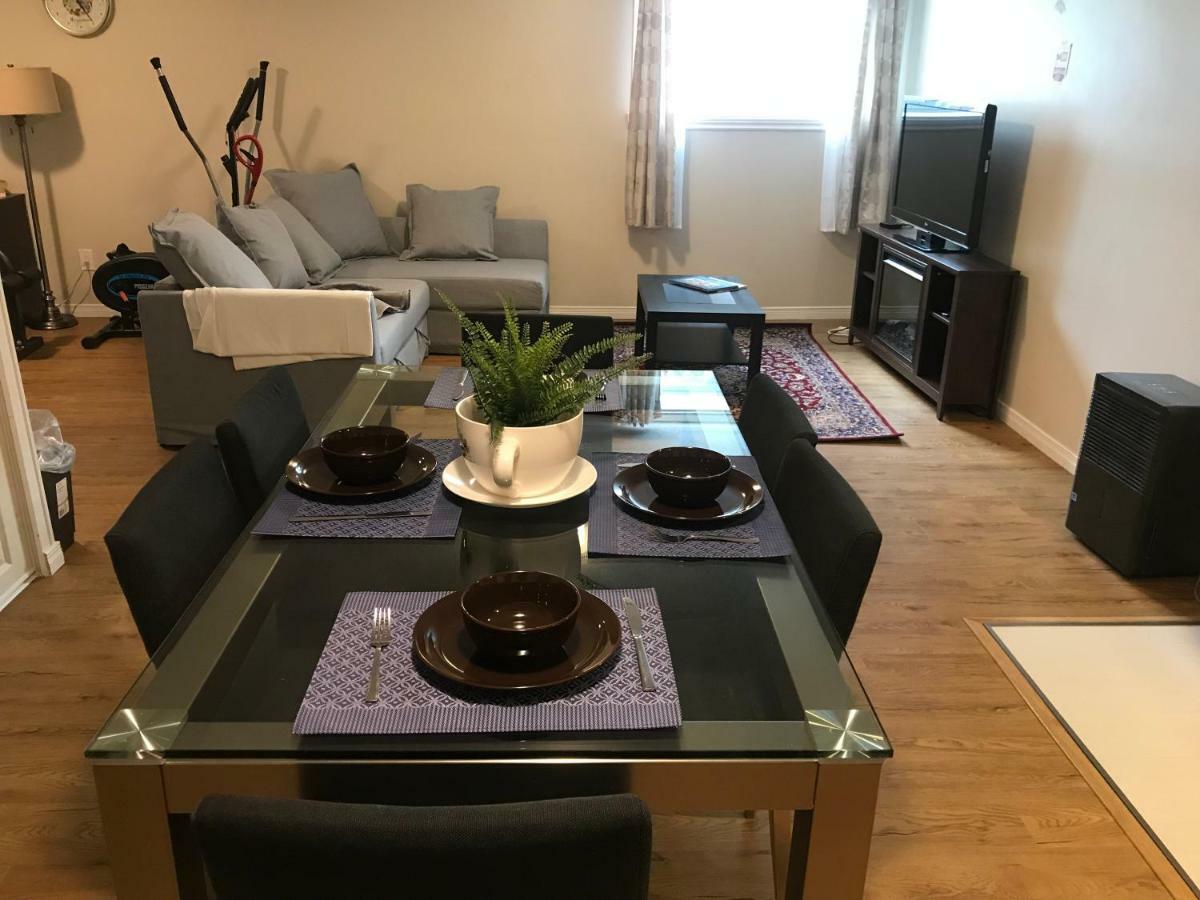 Self Check-In Spacious Apartment With Full Kitchen Ottawa Exteriör bild