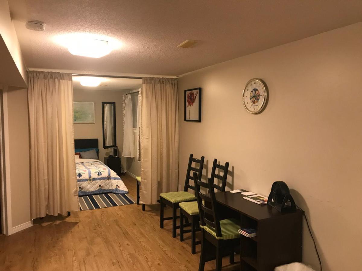 Self Check-In Spacious Apartment With Full Kitchen Ottawa Exteriör bild